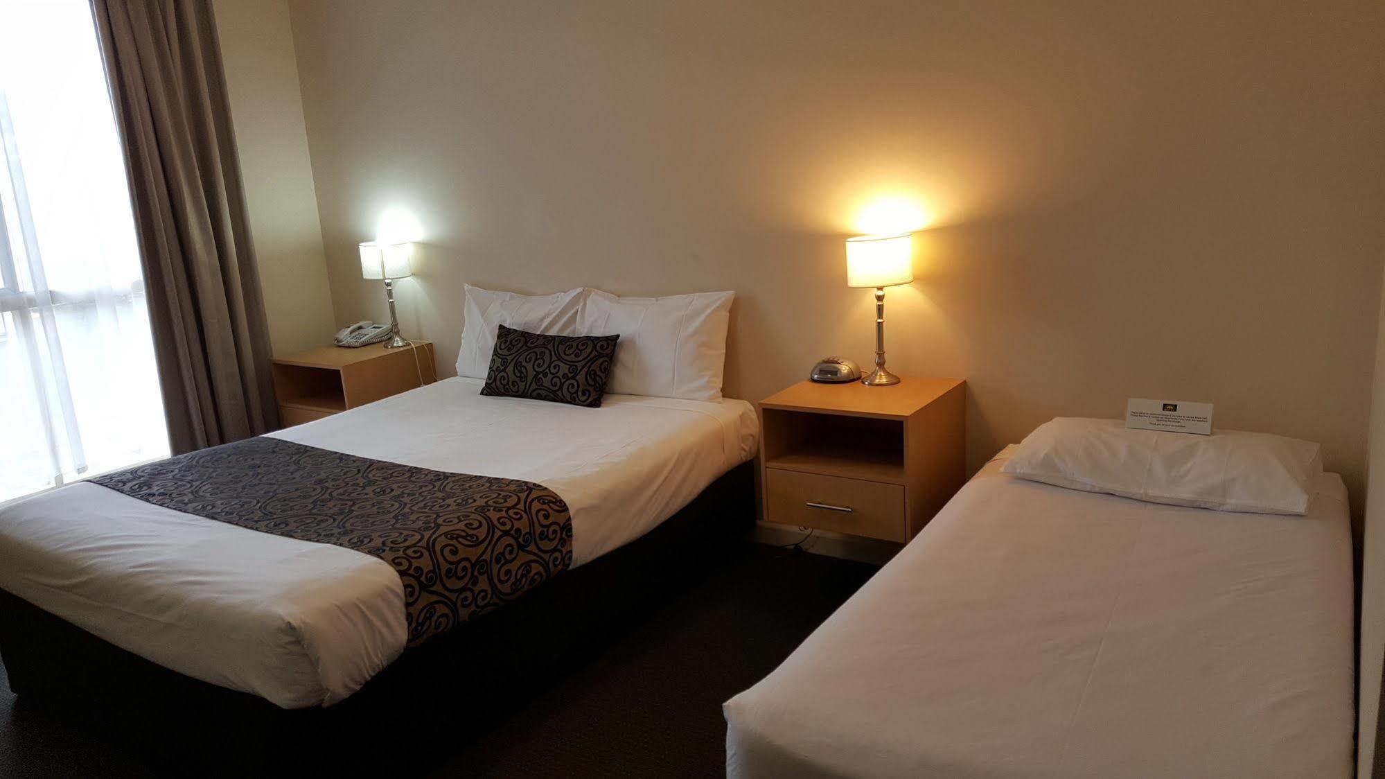 Dandenong Motel Buitenkant foto